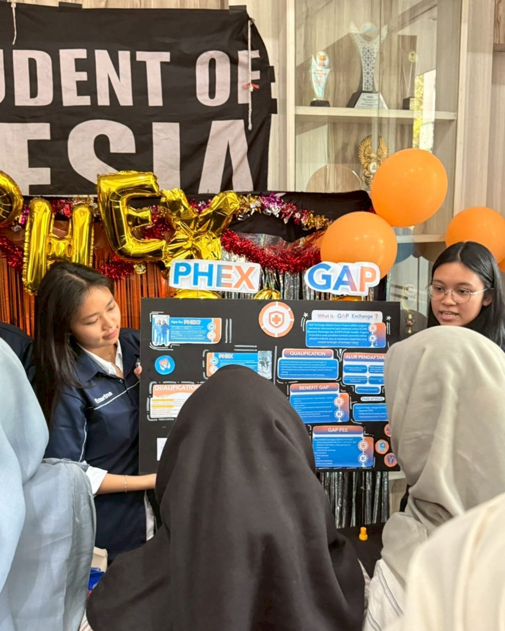 LINE_ALBUM_Booth_251004_1